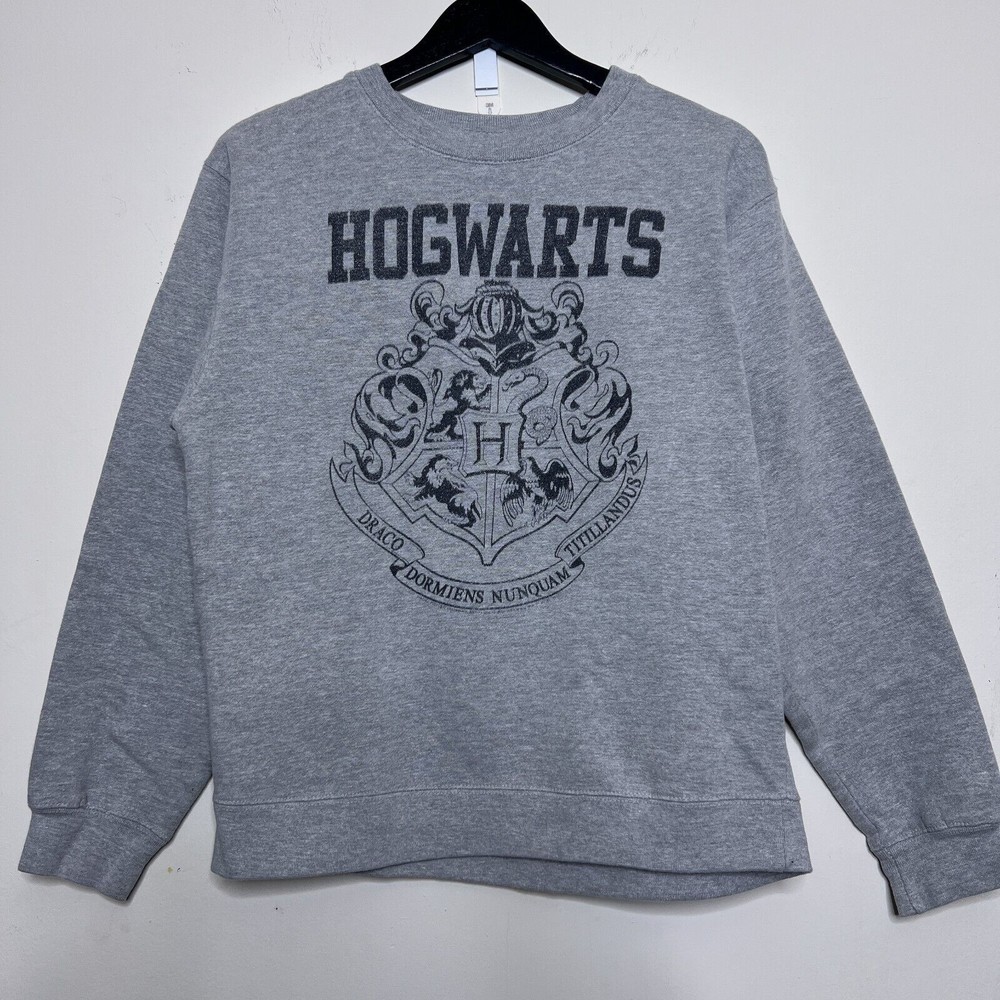 Harry Potter Adult Size Medium Hogwarts Crest Crewneck Sweatshirt, Light Gray